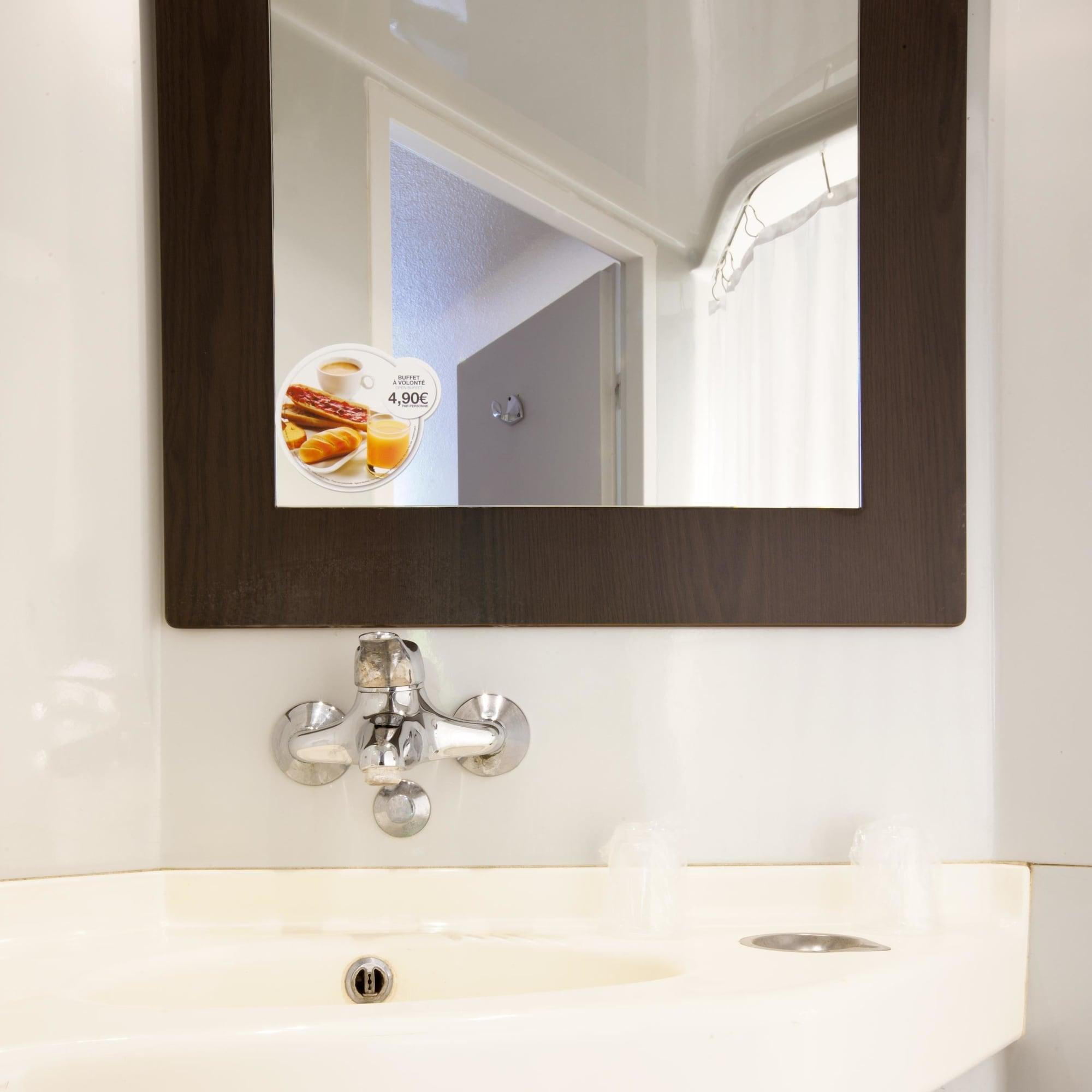 Premiere Classe Auxerre Monéteau Exteriör bild